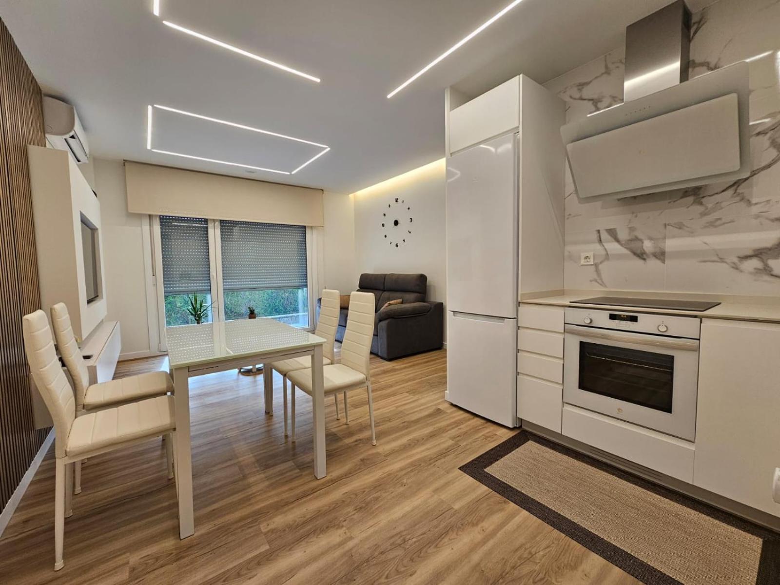 Rest Pedrouzo Apartment ภายนอก รูปภาพ