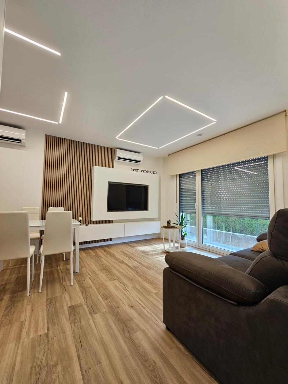 Rest Pedrouzo Apartment ภายนอก รูปภาพ